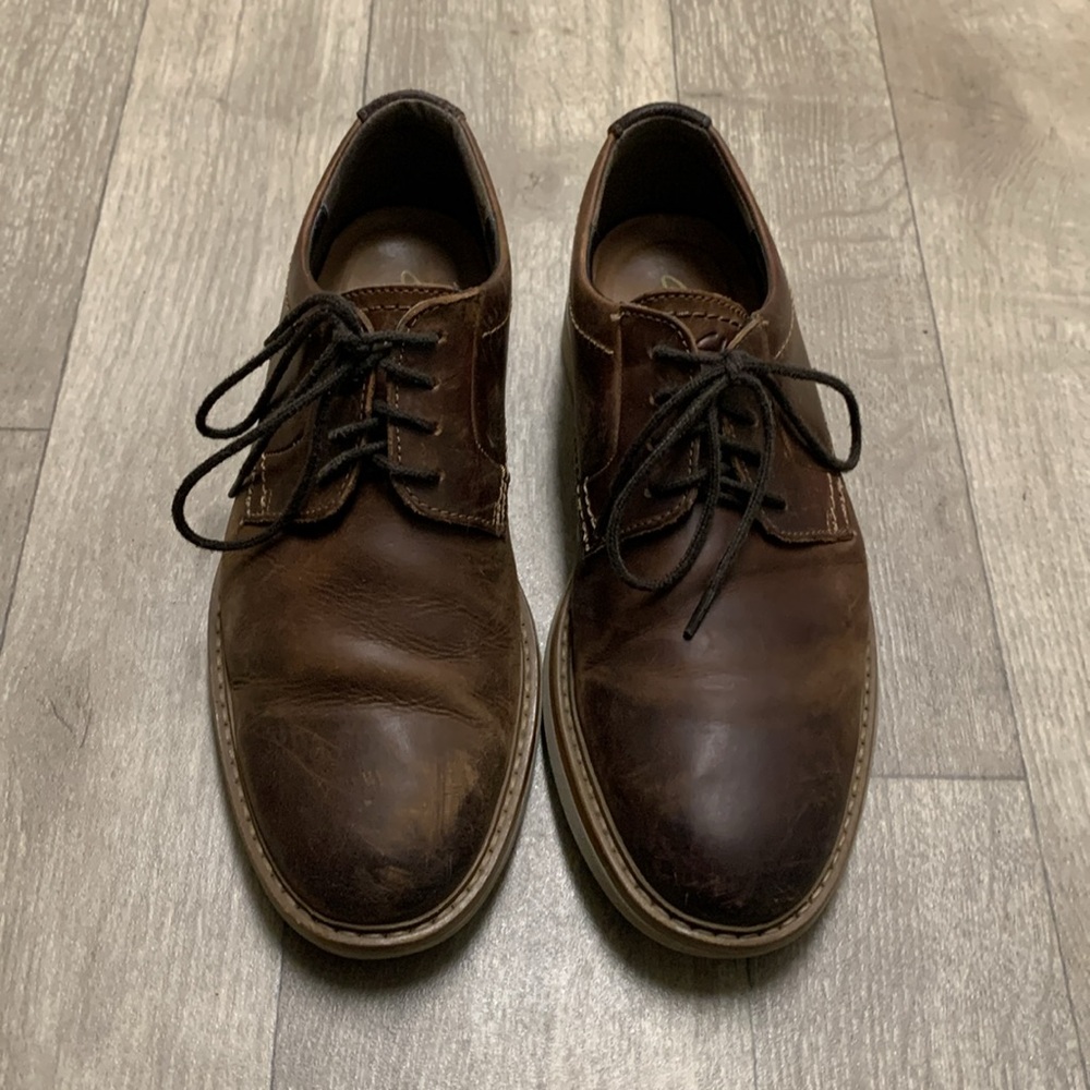 Mens Clarks Atticus Lace Up Distressed Leather Cause Oxford Shoes - Picture 2 of 9